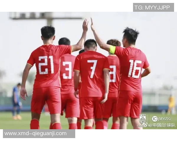 南京足球队荣登全国足球配合排行榜第四名展现团队实力与默契