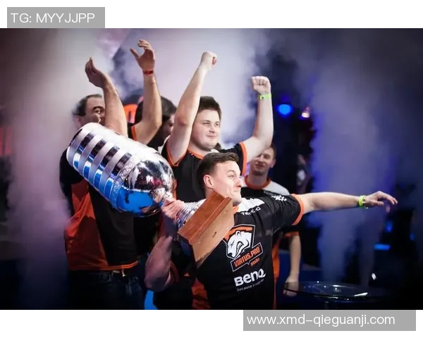 足球明星热议CSGO比赛精彩瞬间与电竞魅力的碰撞