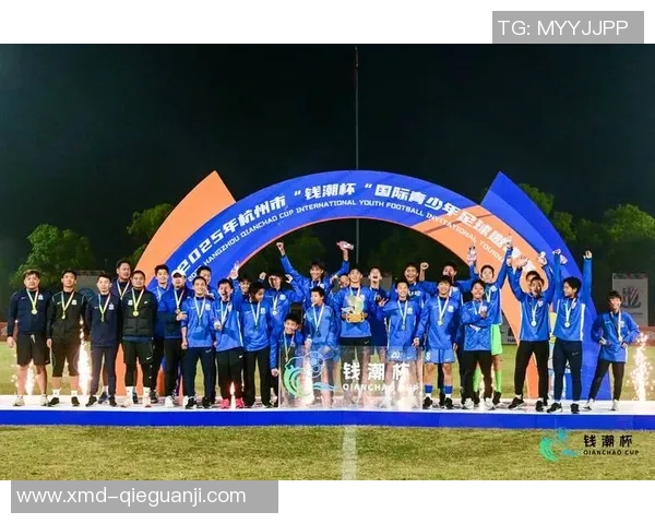 足球评论:杭州足球队的盯防得失